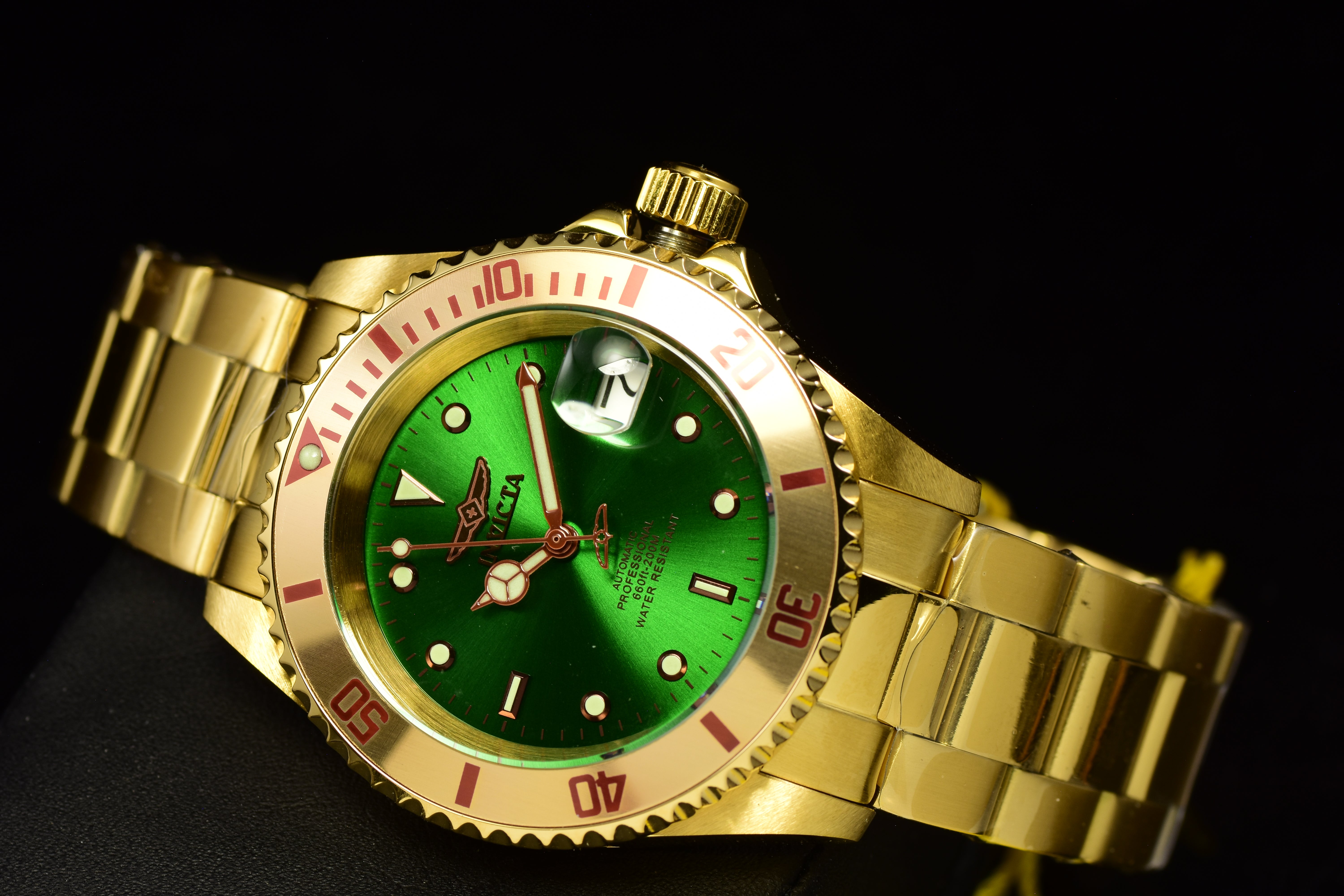 Invicta Men's Pro Diver  Green Dial Automatic Gold NH35A 40mm Watch 28665