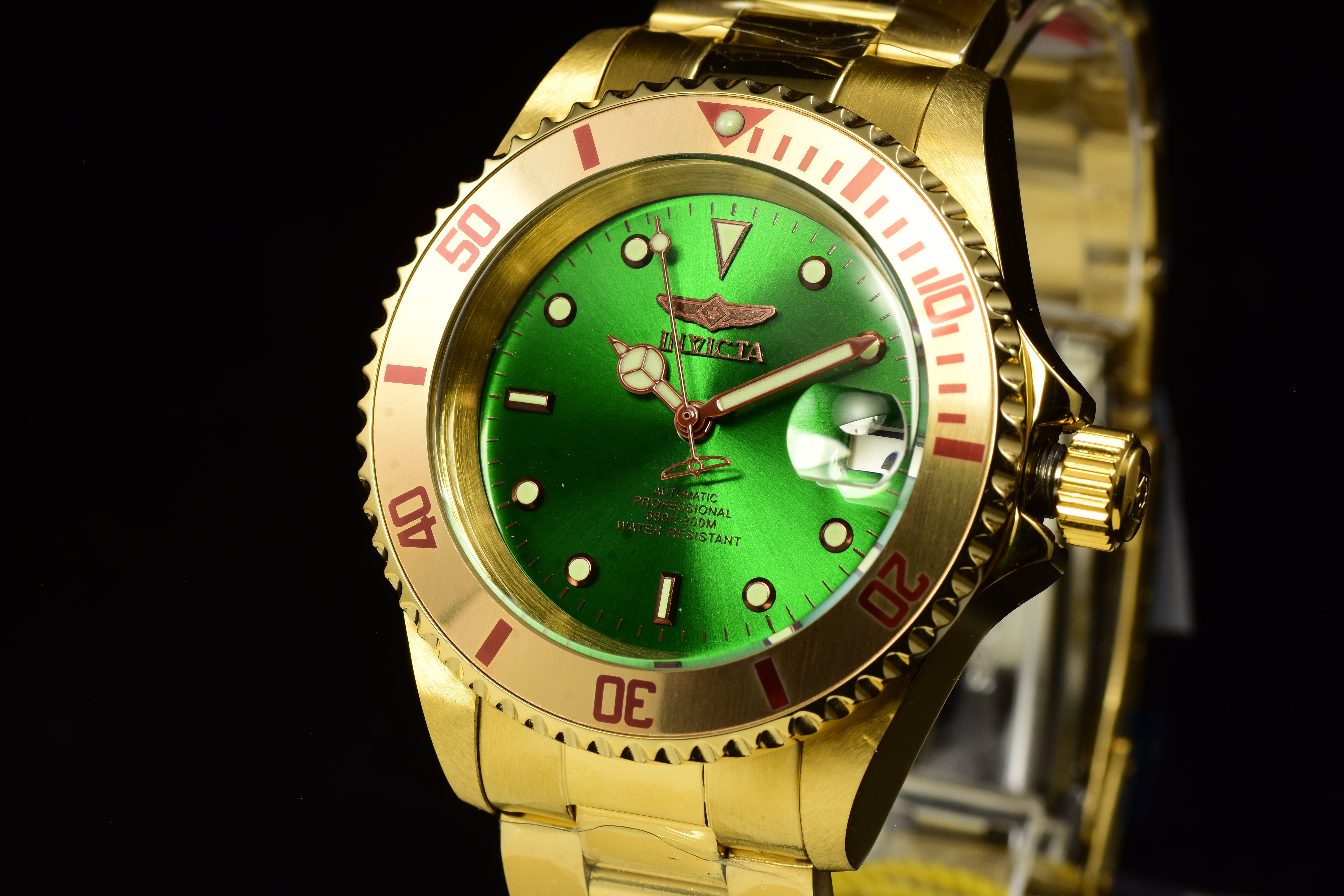 Invicta Men's Pro Diver  Green Dial Automatic Gold NH35A 40mm Watch 28665