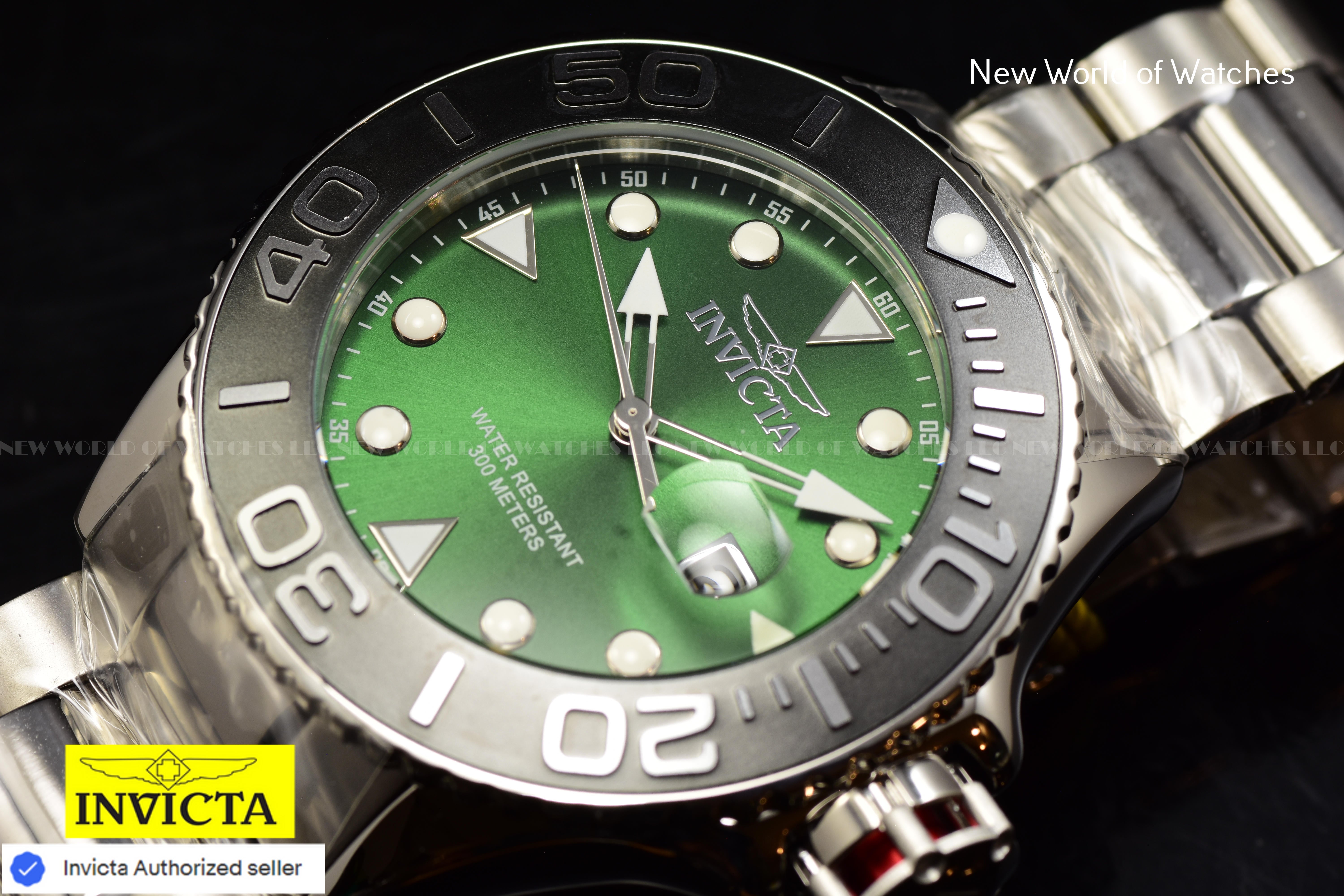 Invicta Men's GRAND DIVER Green Dial 52mm Stainless Steel Bracelet Quartz Watch