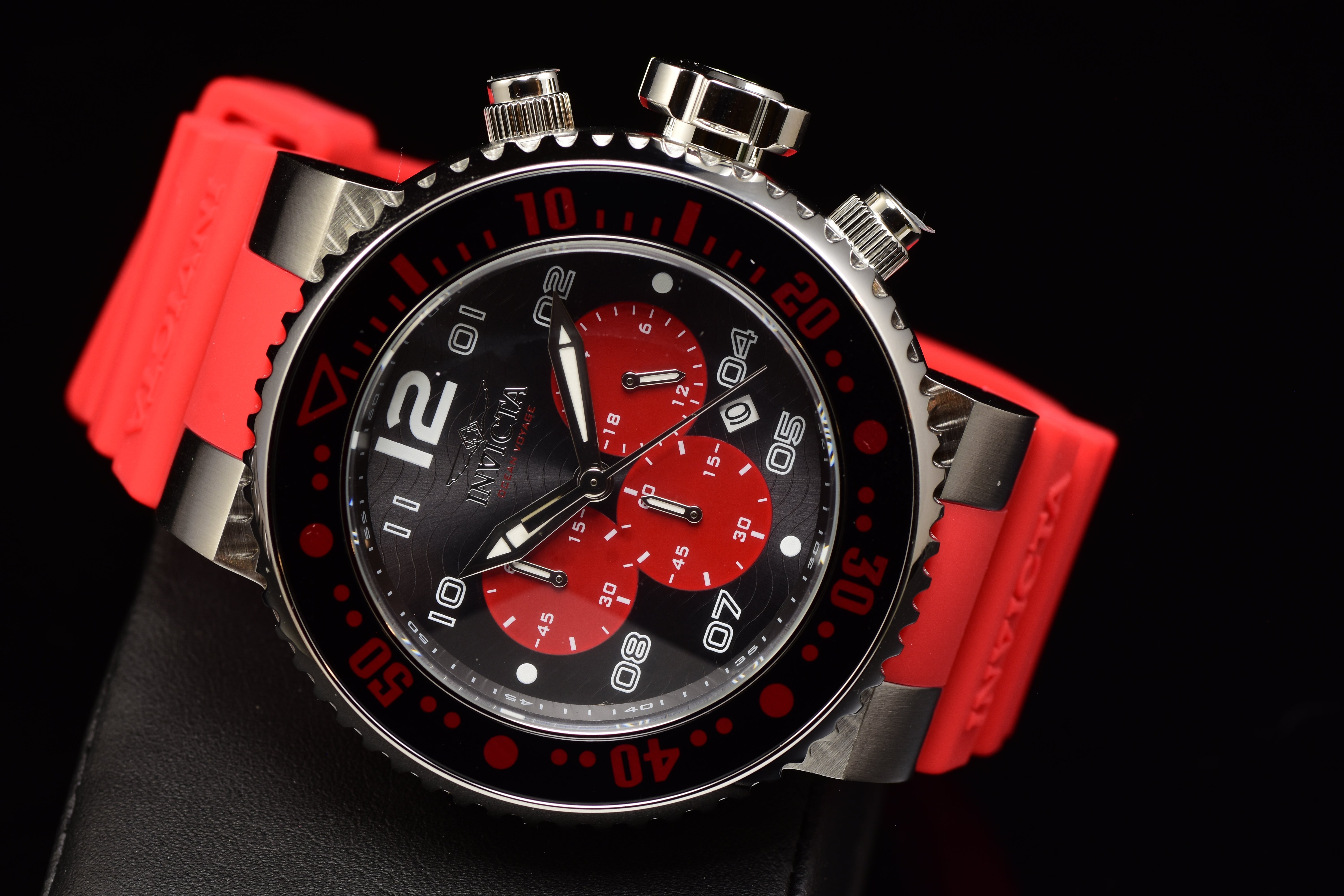 Invicta Men's Pro Diver OCEAN VOYAGE Chronograph 52mm RED/BLACK Dial Quartz Watc