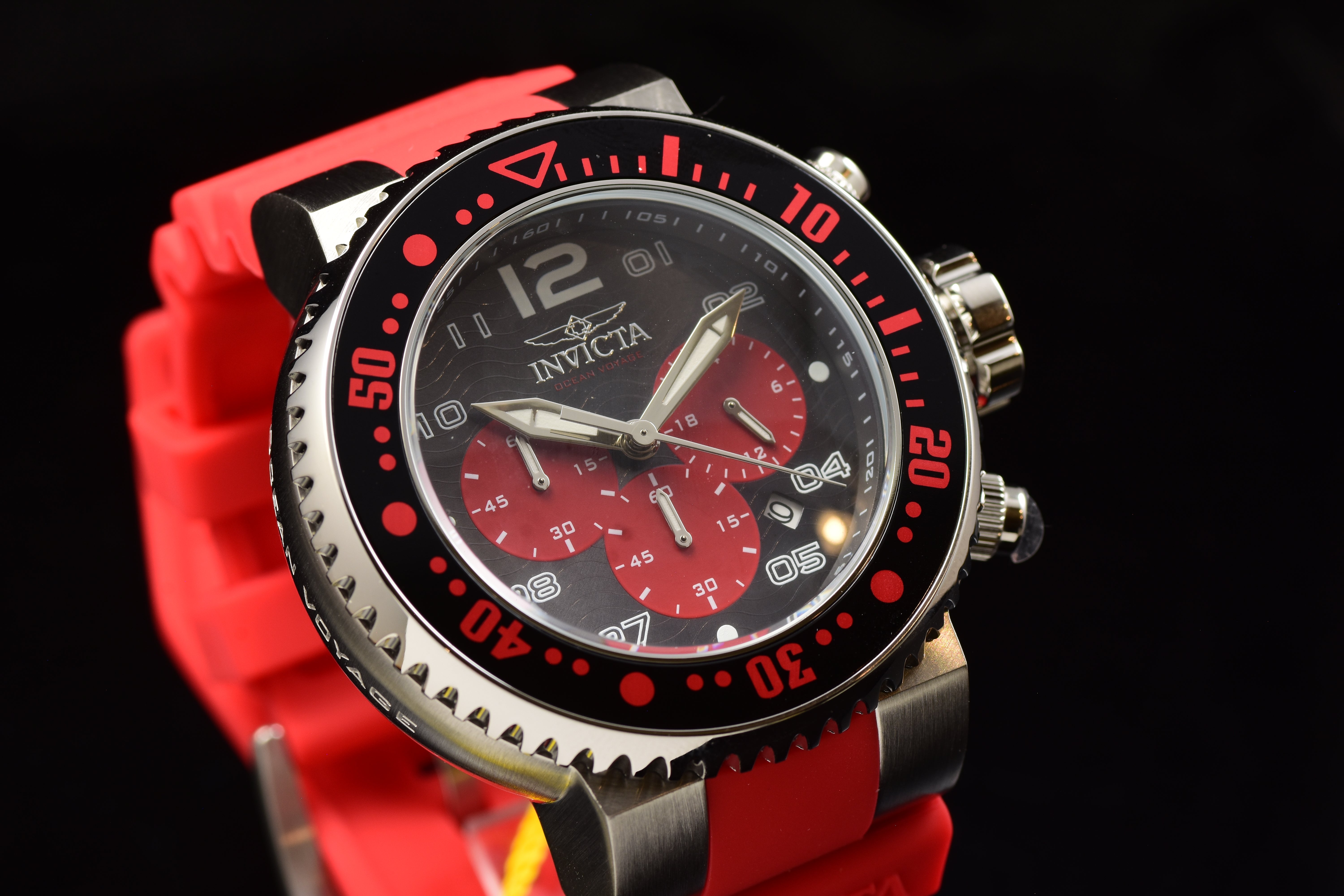 Invicta Men's Pro Diver OCEAN VOYAGE Chronograph 52mm RED/BLACK Dial Quartz Watc