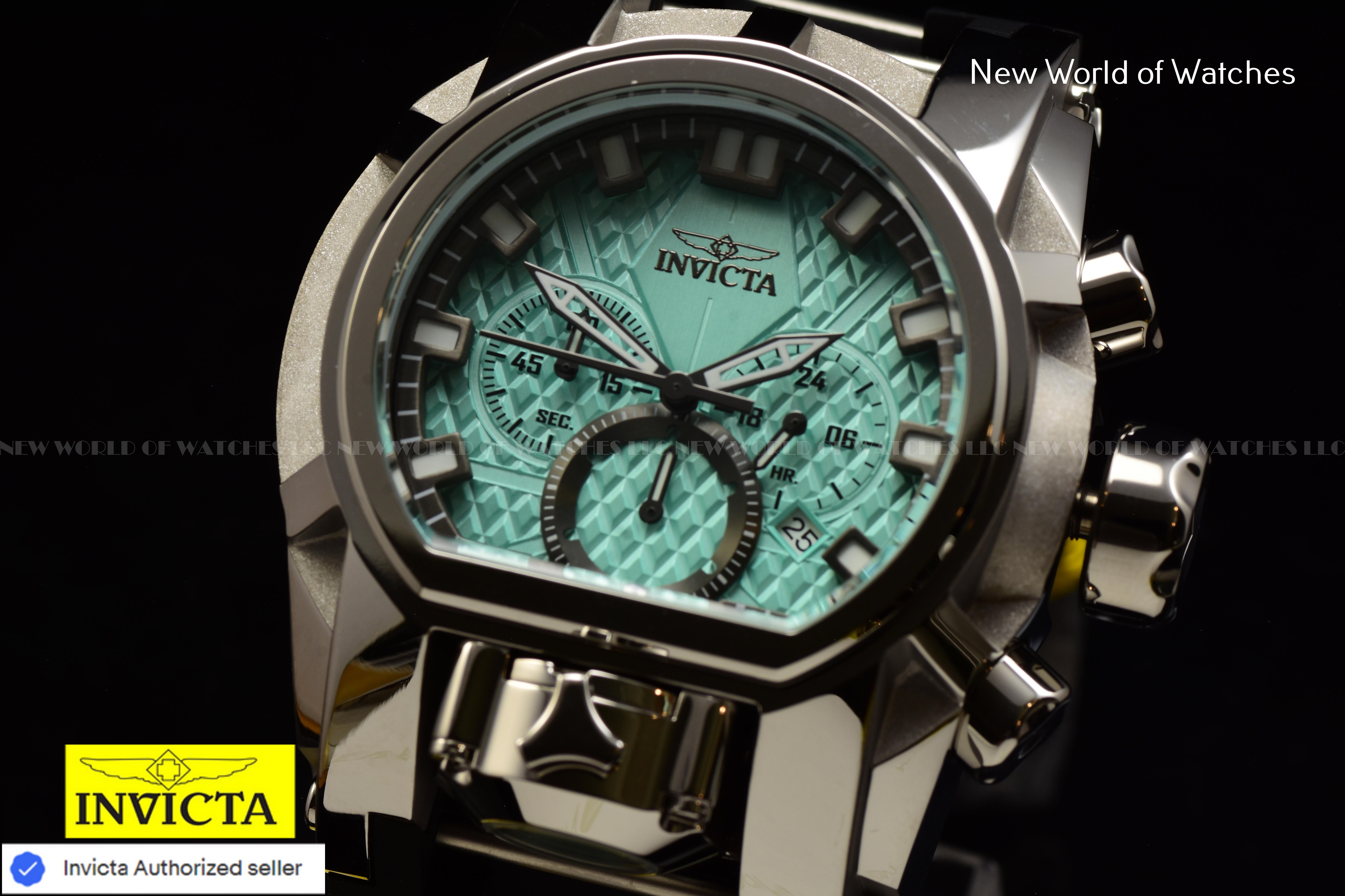 Invicta Men Bolt Bolt Zeus Magnum 52mm Gunmetal Turquoise Quartz Quartz Japan Japan Silicone Stainless Steel Watch