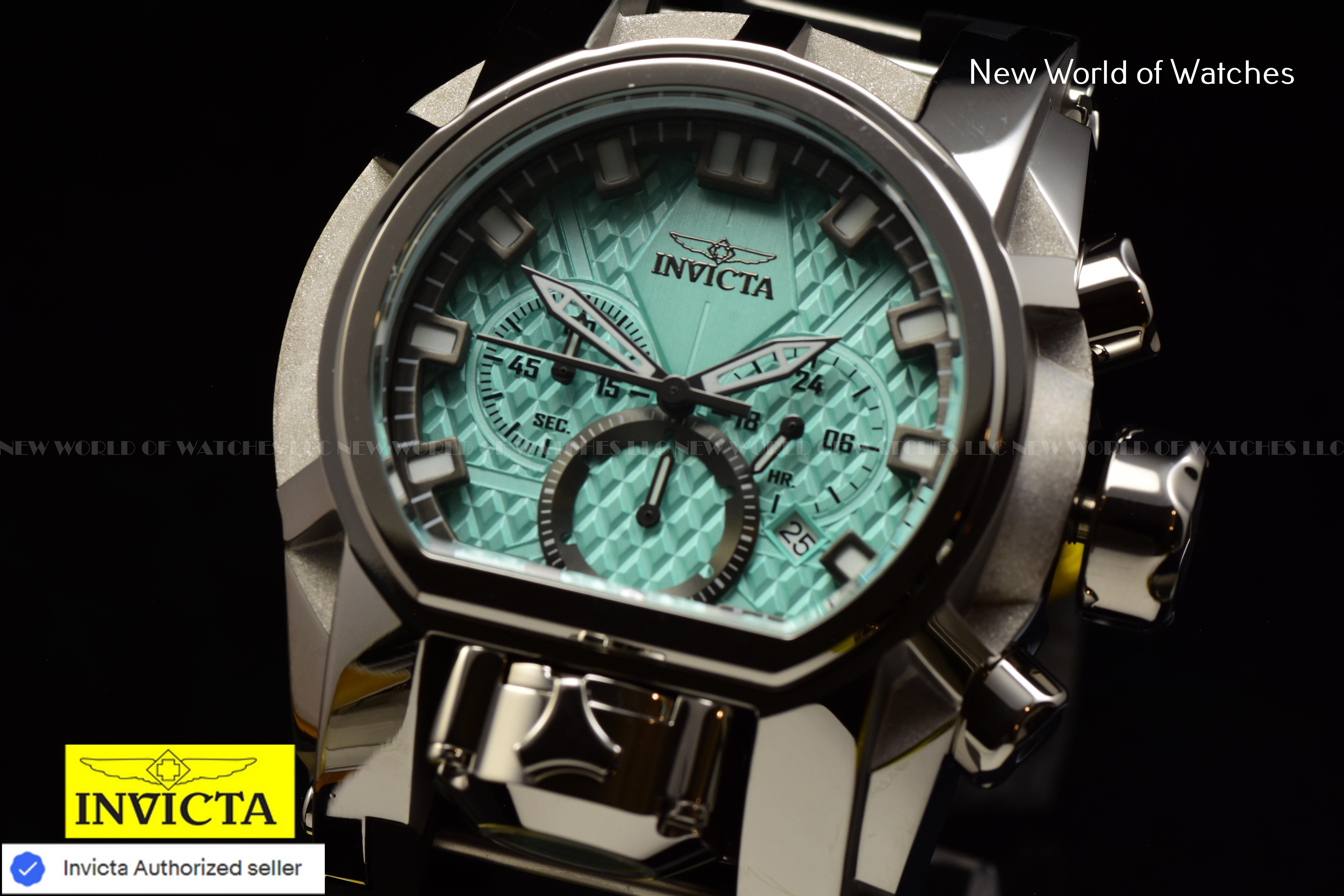 Invicta Men Bolt Bolt Zeus Magnum 52mm Gunmetal Turquoise Quartz Quartz Japan Japan Silicone Stainless Steel Watch