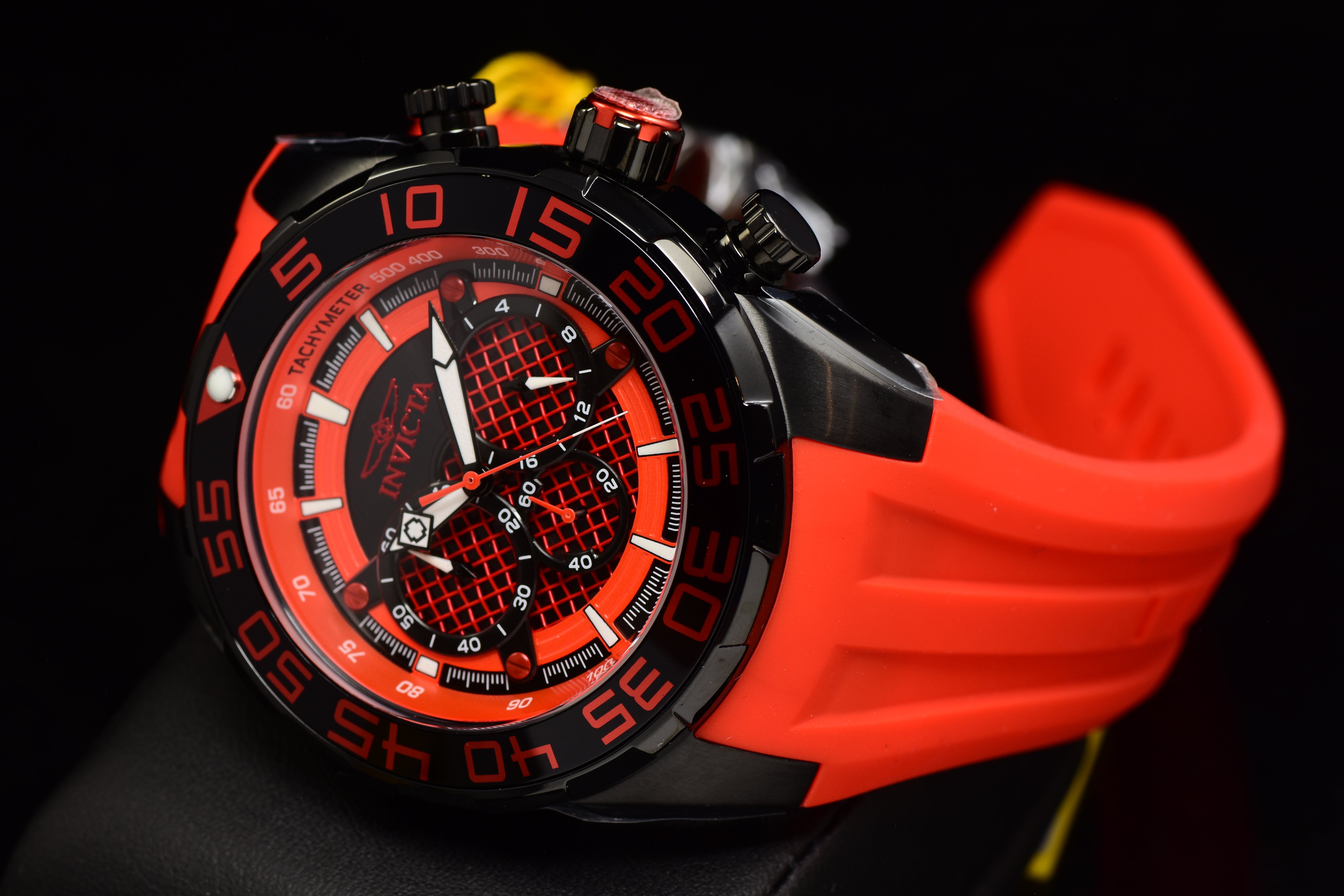 Invicta Men Speedway 50mm Red Black Quartz Japan Silicone Watch
