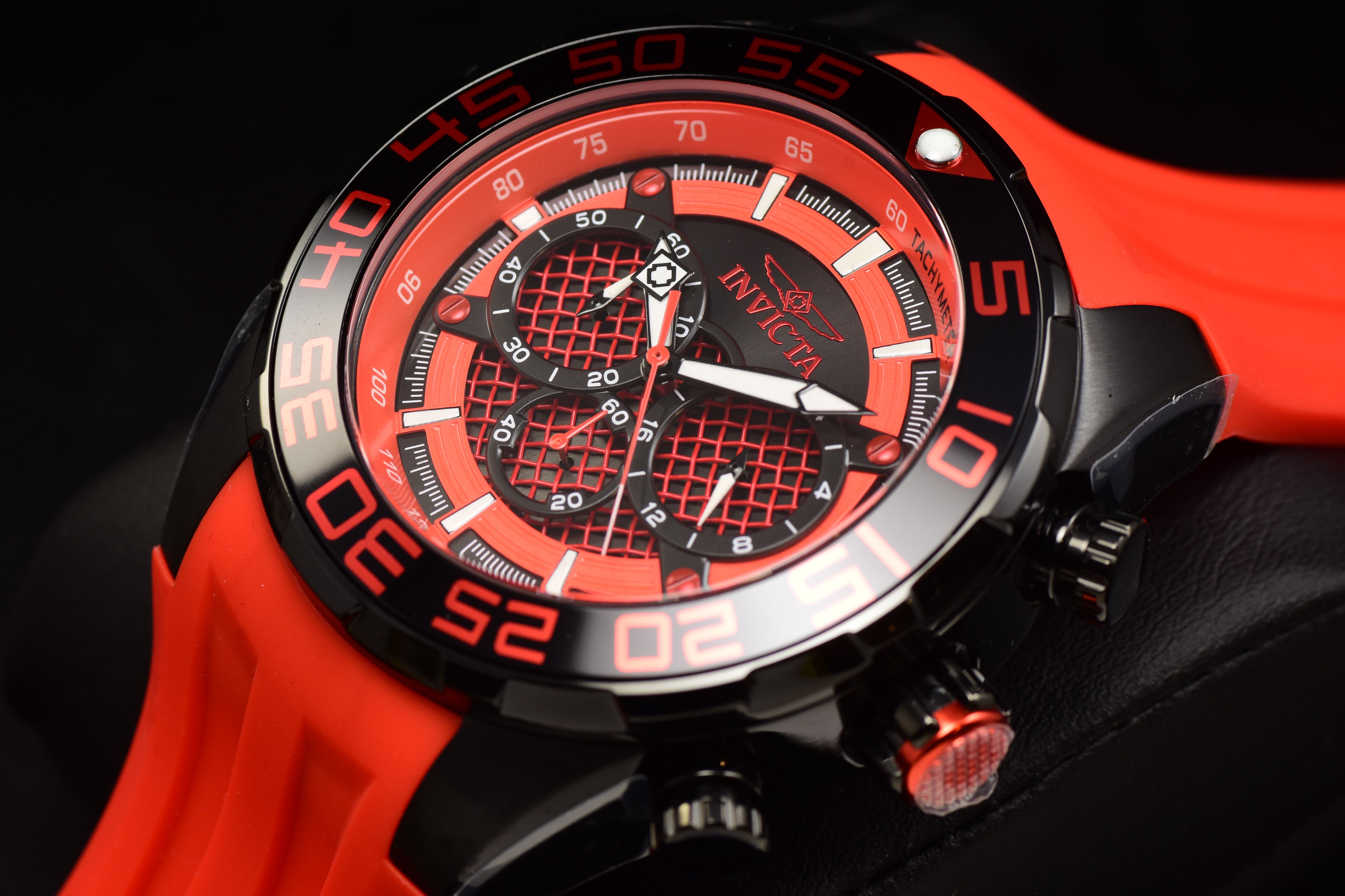 Invicta Men Speedway 50mm Red Black Quartz Japan Silicone Watch