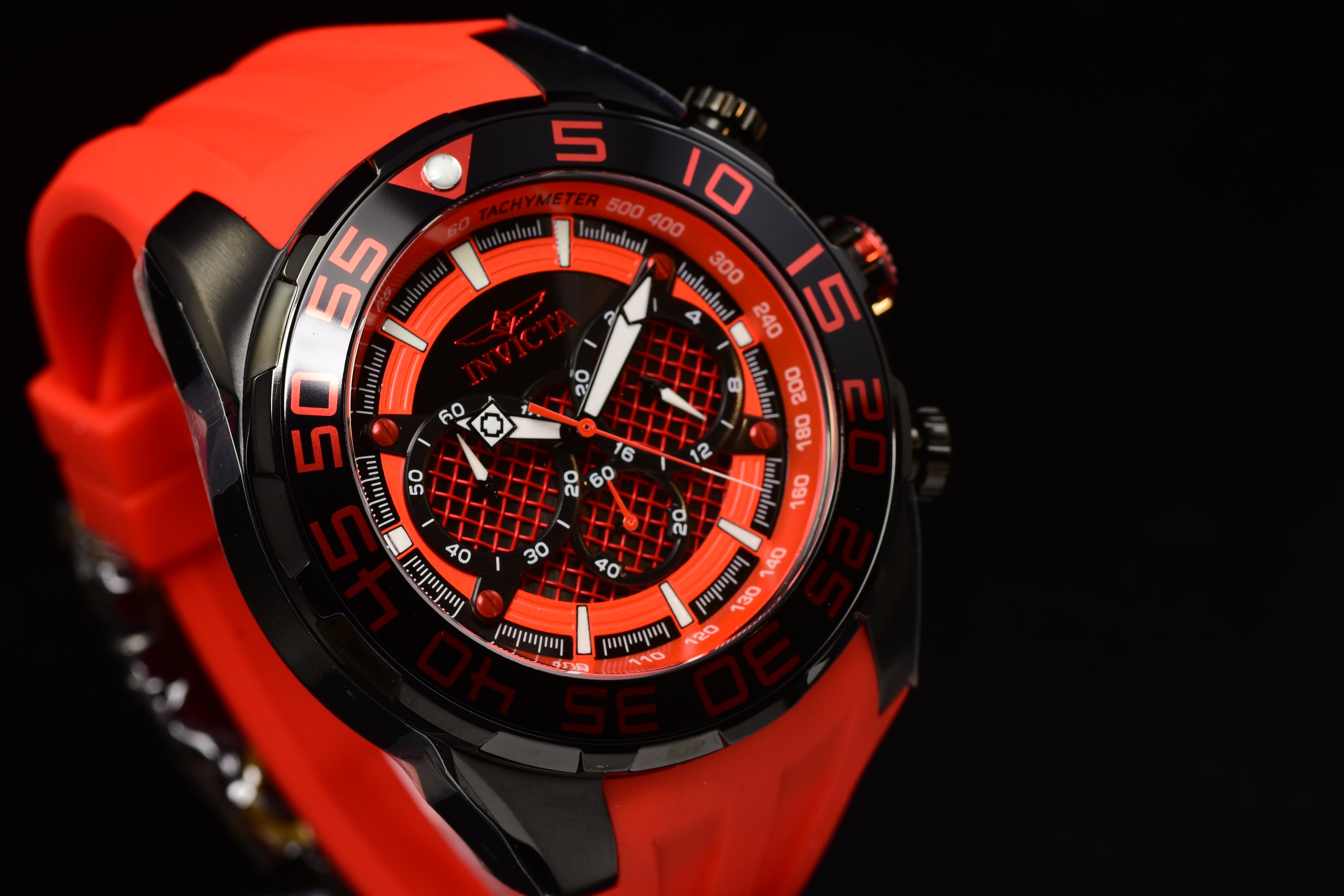 Invicta Men Speedway 50mm Red Black Quartz Japan Silicone Watch