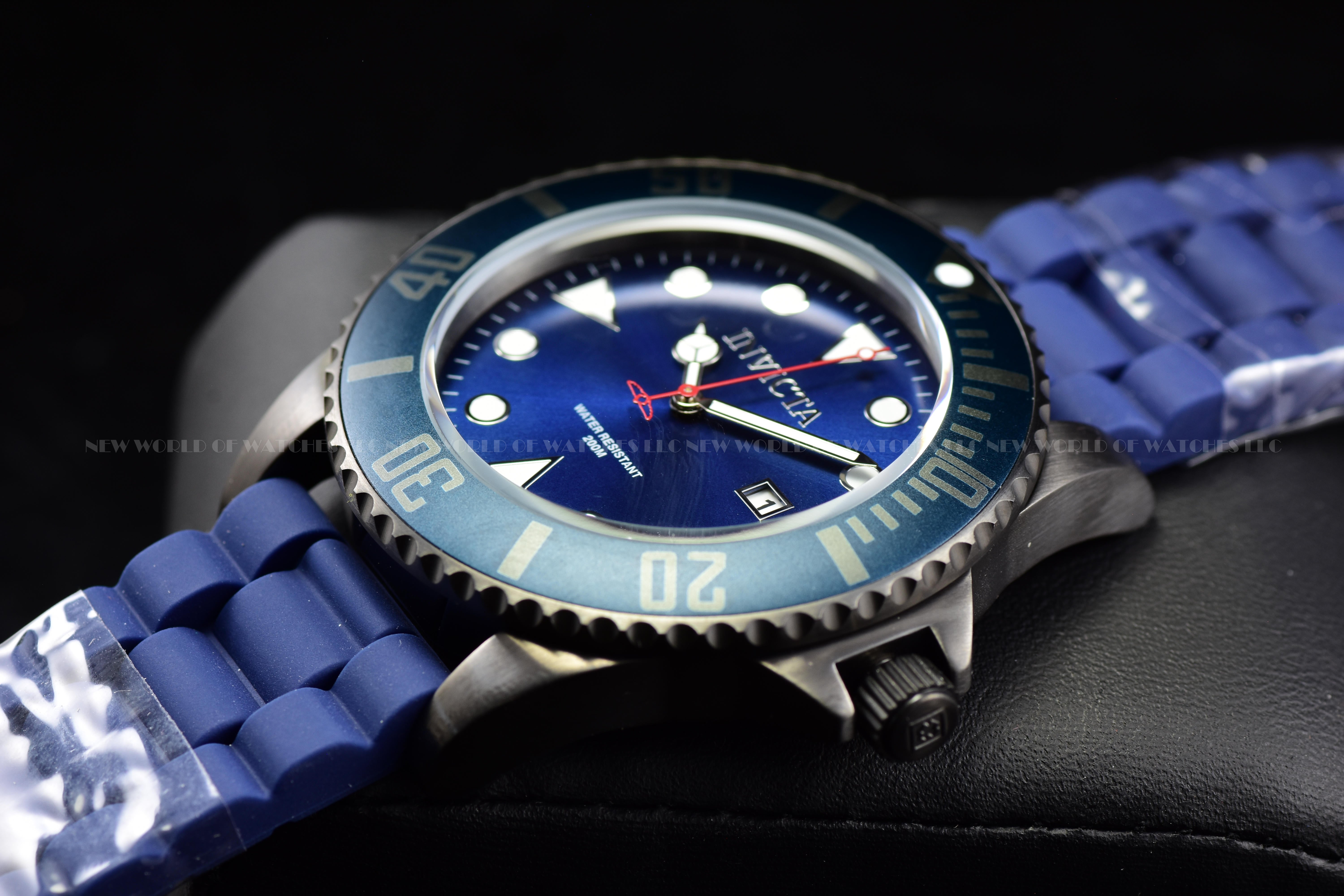 Invicta Men's Pro Diver 44mm Quartz Blue Silicone Strap Watch 90306