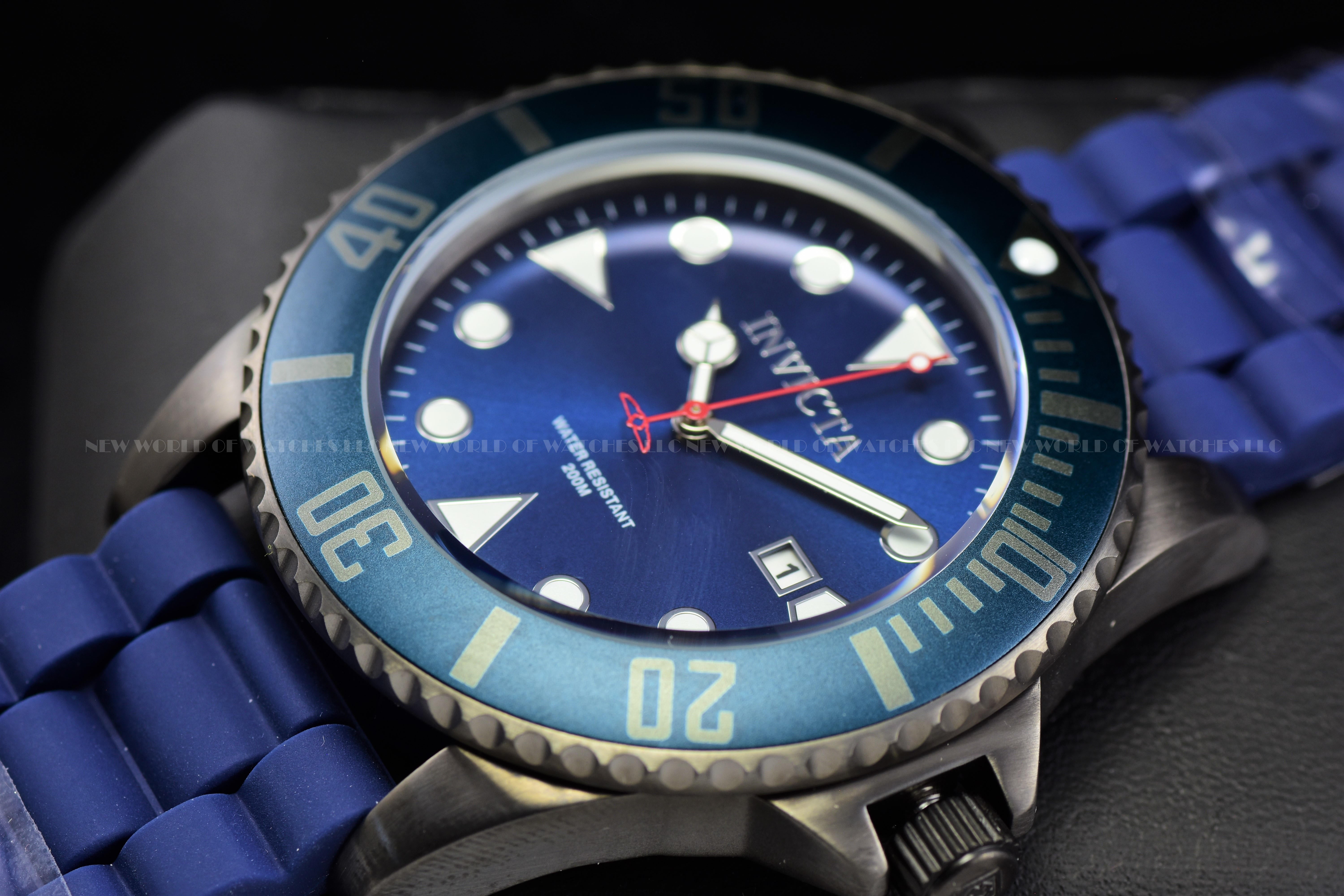 Invicta Men's Pro Diver 44mm Quartz Blue Silicone Strap Watch 90306