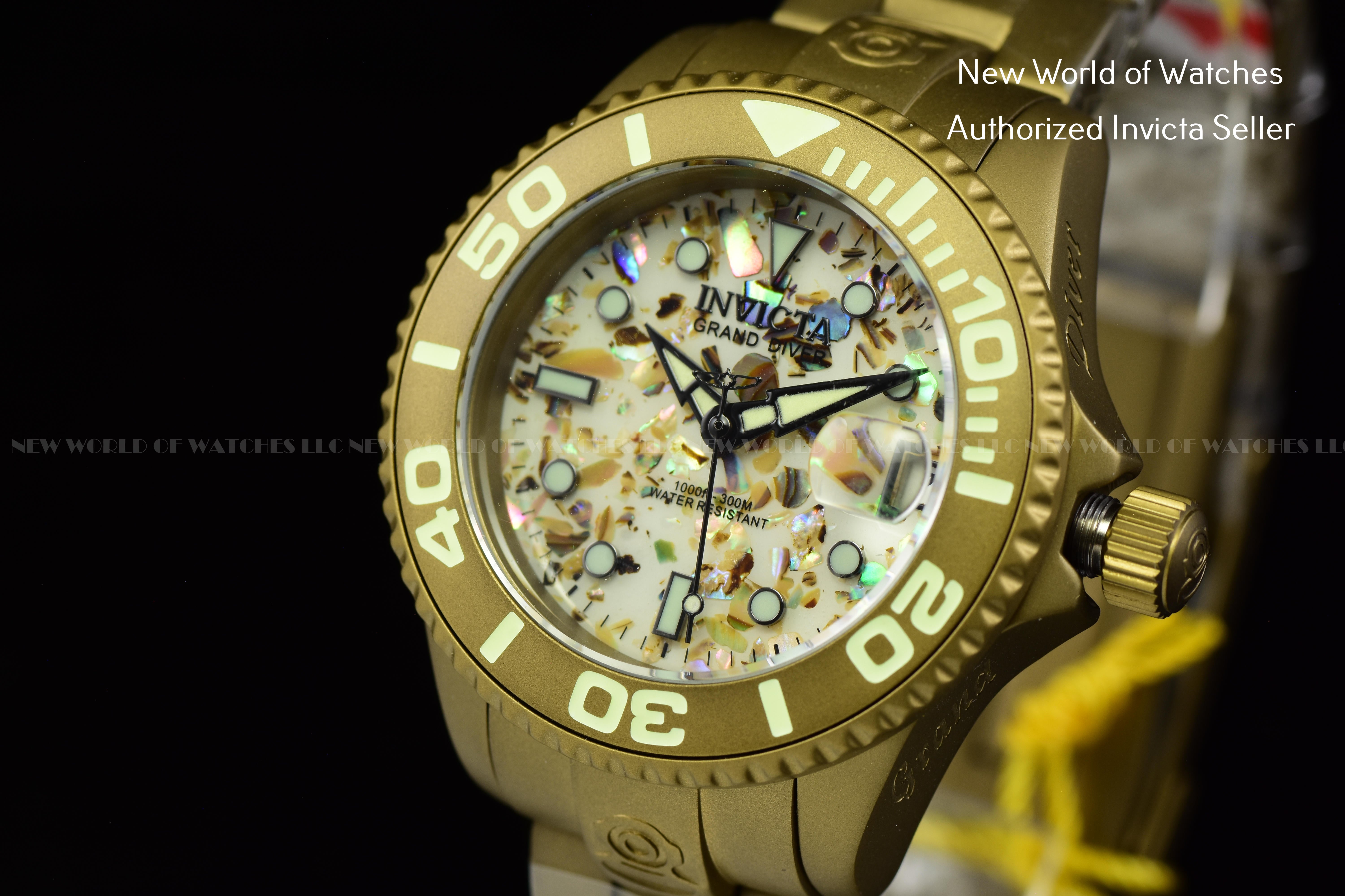 Invicta Women's Pro Diver 38mm Beige Dial Automatic Khaki Bracelet Watch